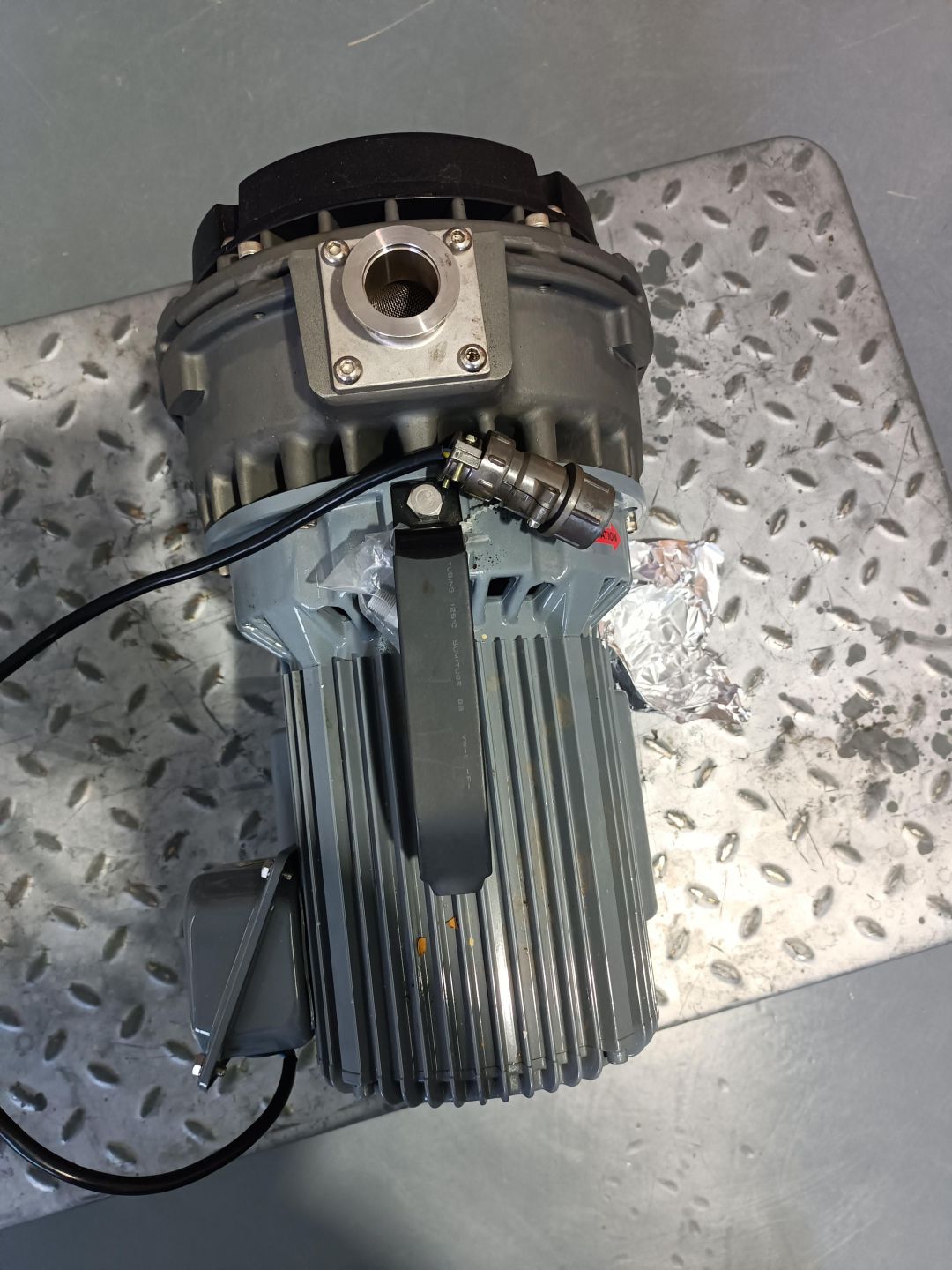 日本岩田涡旋干泵ISP-250E维修保养